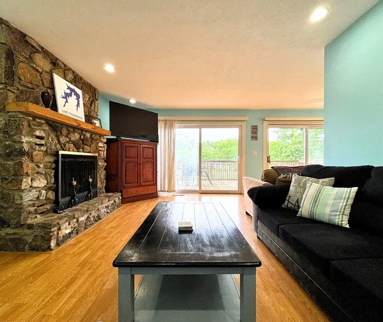 ”Lago Key” Lake Sequoyah Home - Image 1