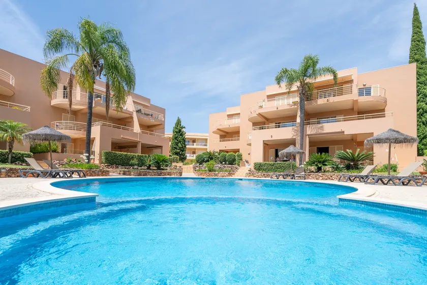 Coastal Greens • Poolside, walk to Golf, Greenery - Image 1