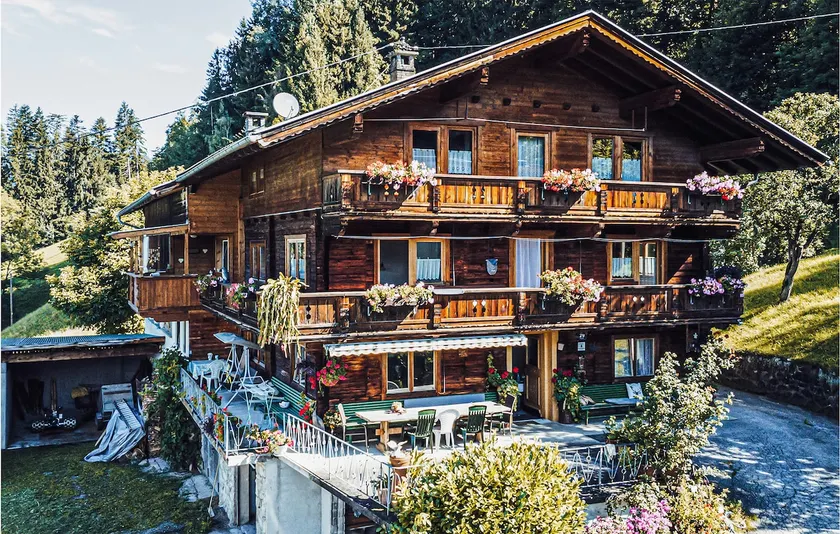 Beautiful holiday home Zillertal - Image 1