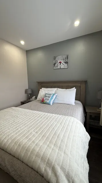 Apartment, 2 Bedroom Suite - Image 1
