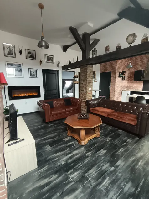 Cozy Lodge - Image 1