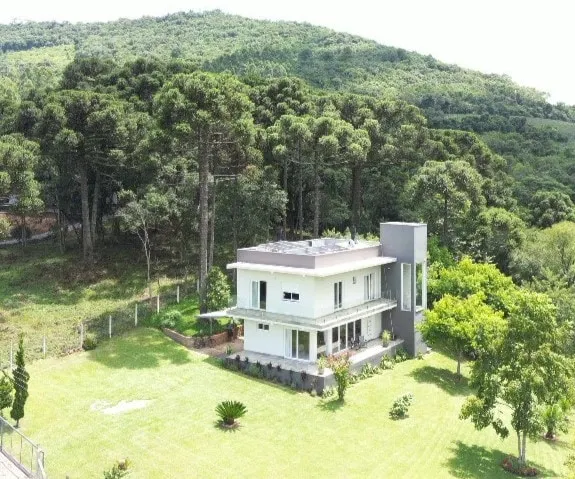 Morada das Araucárias - 17 km from Gramado - 3 Suites - Image 1