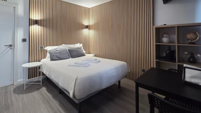 11/ The Jolie - Apartments by The Ocean - Image 1