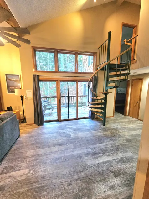 Comfortable Cozy Conway Hideaway that Sleeps 8 Pet Friendly - Image 1