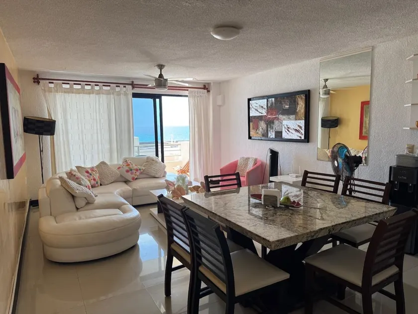 PEZ VELA Suite - Image 1