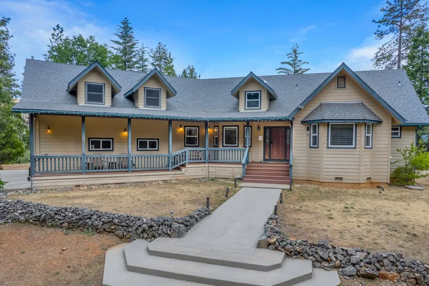 Pet-Friendly Mountain Getaway w/ Hot Tub/Game Room - Image 1