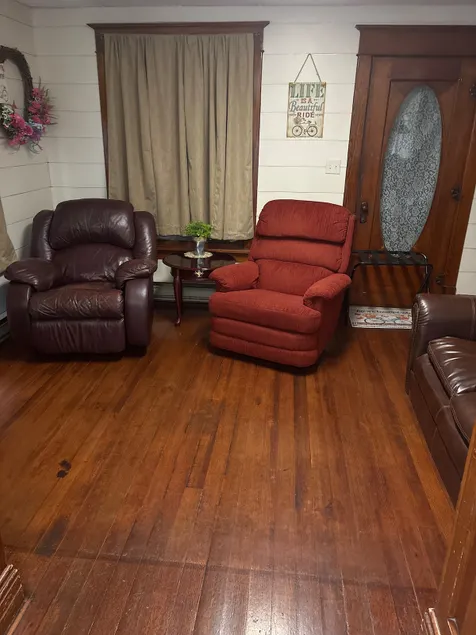 Farmhouse - Image 1