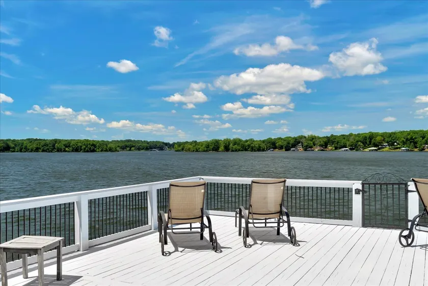 The Magnolia | Luxury, Comfort, and Lake Life – All in One Stunning Escape - Image 1