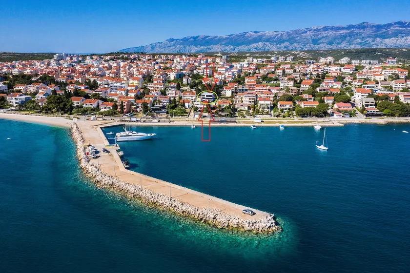 Apartment Laverna 40m from the beach, heated pool - Image 1