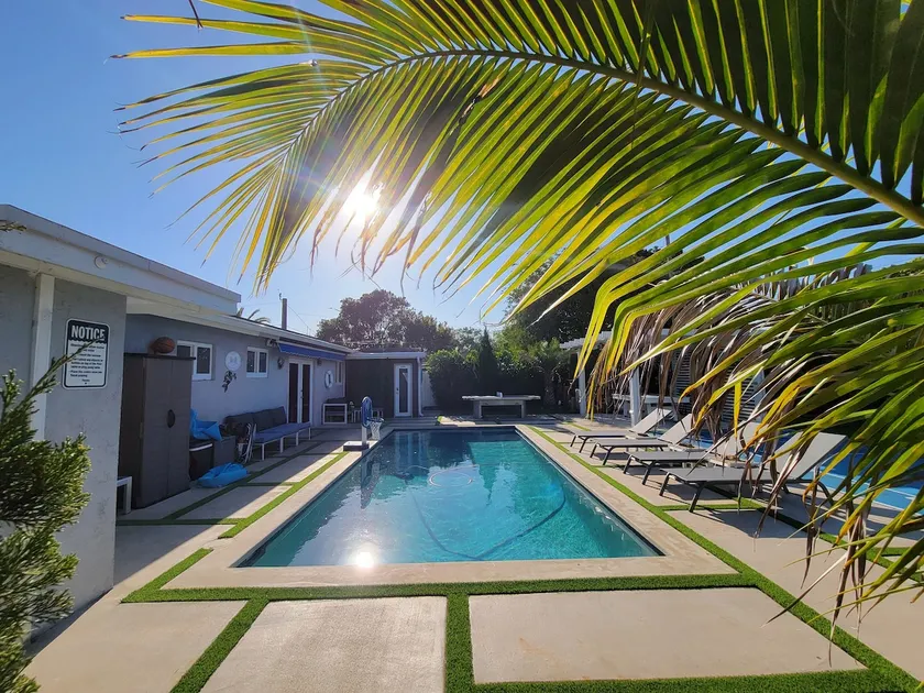 LUXURIOUS SUPER HOST HOLLYWOOD HOUSE, POOL HEATER - Image 1