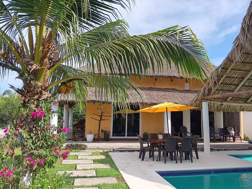 Colibri beach Monterrico - Image 1