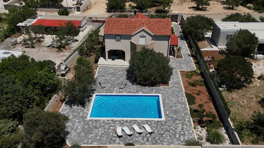 Vacation house ”TOKET” - 6+2 person - Image 1