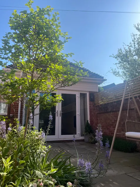 Peaceful and Unique Stay in City Centre - Image 1