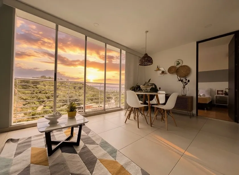 Modern loft with panoramic view, AC, parking - Image 1