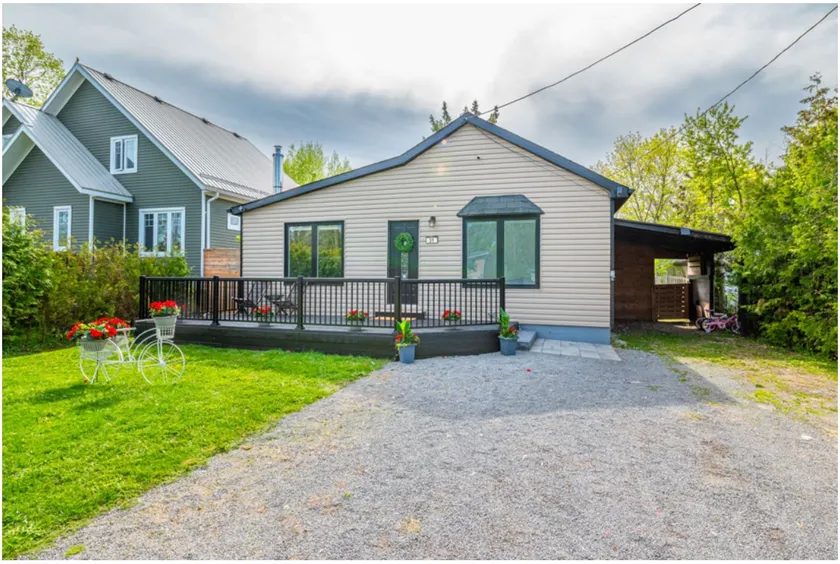 Modern Cottage walking distance to Lake Simcoe - Image 1