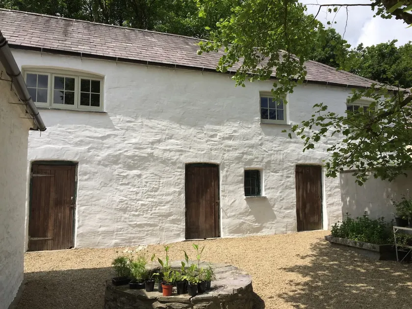 The Cottage at Noyadd Trefawr - Grade II* - Image 1