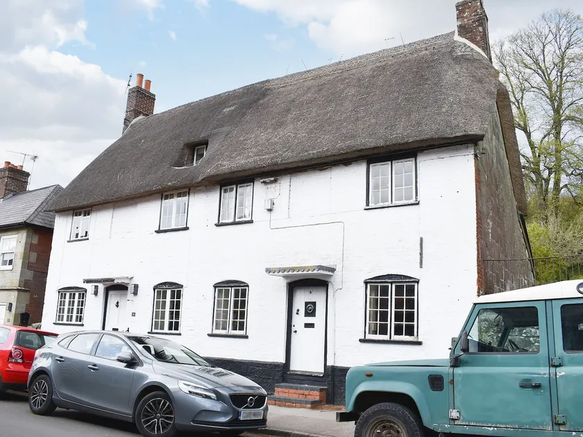 St James Cottage - Image 1