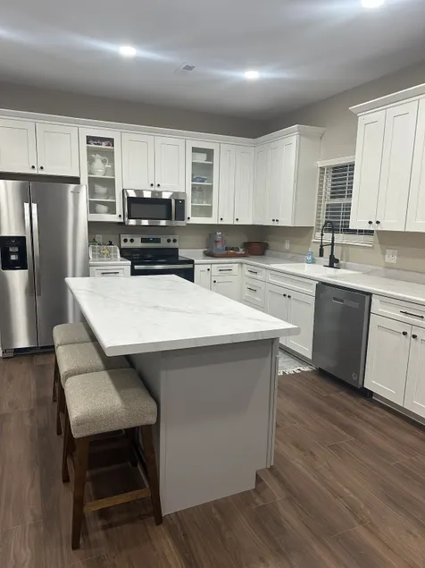 New Relaxing 3 bdm house in Quiet Small Town - Image 1