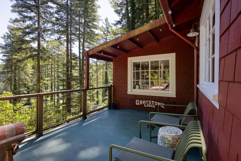 Wanderwood ~Craftsman Retreat in the Redwoods - Image 1