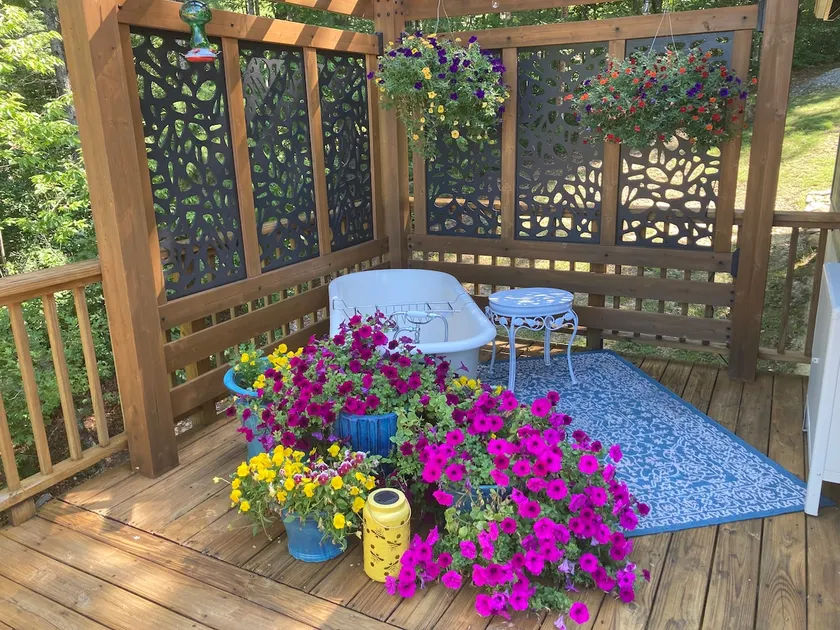Garden Tub Open Now! -King Size Bed- Fiber Optic - Image 1