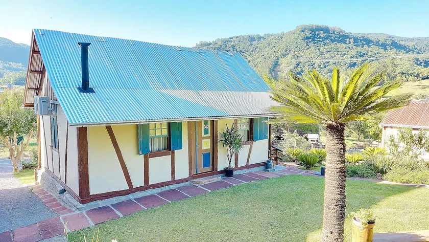 Cabana Casa Enxaimel - Serra Gaúcha - Image 1