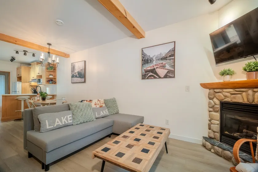Newly Reno Secluded Mtn Townhome Retreat w/ trail - Image 1