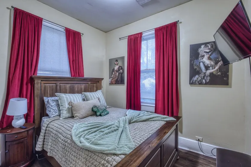 Hogwarts -12 min to Masters ! 2BR w Queen Beds - Image 1