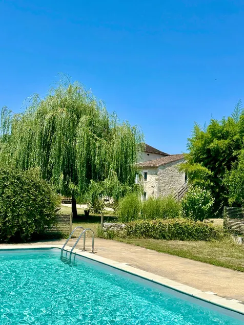 Les Foucauds. Petit paradis au milieu des vignes - Image 1