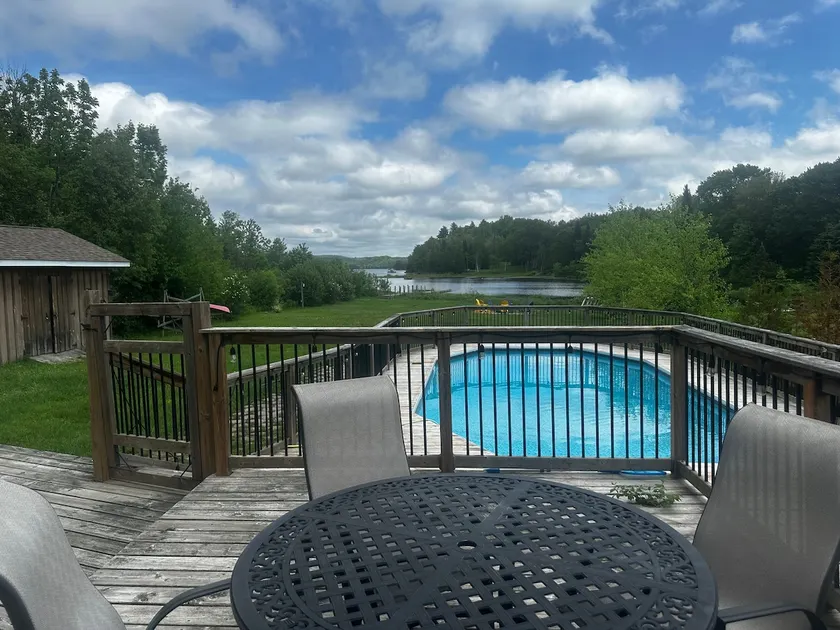 Doe Lakehouse | Pool + Hot Tub Lakeside Escape - Image 1