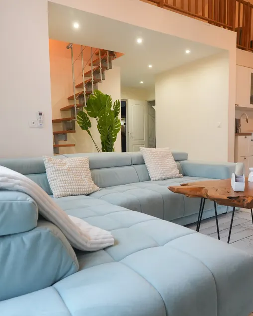 Cozy Loft with Sauna and Hot Tub - Image 1