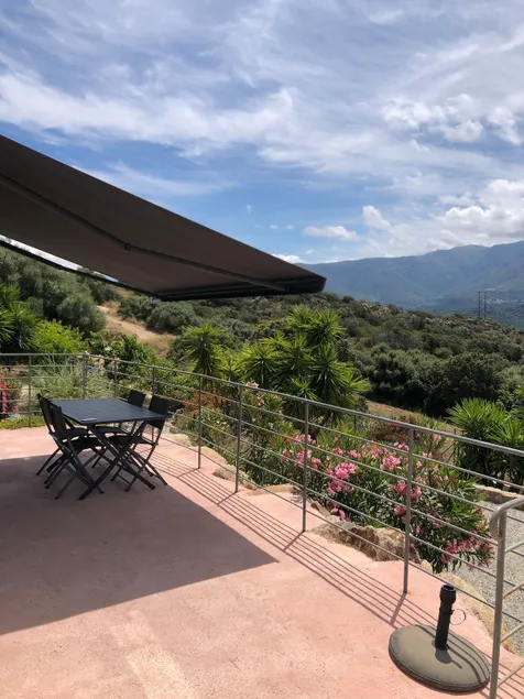 Beautiful 50 m2 apartment with mountain views - Image 1