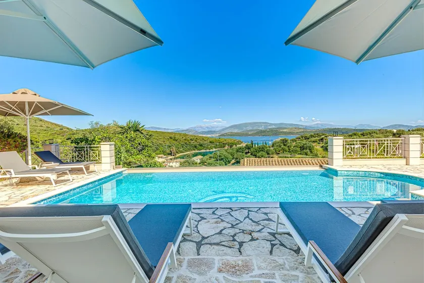 Agios Stefanos Bay - Villa Maria - Image 1