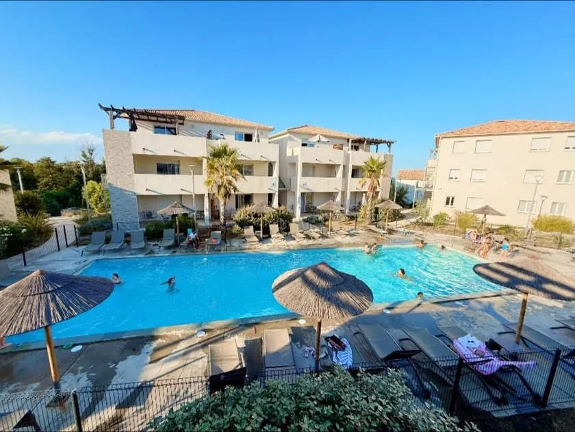 T4 Seaside, Large Terrace & Heated Pool - Image 1