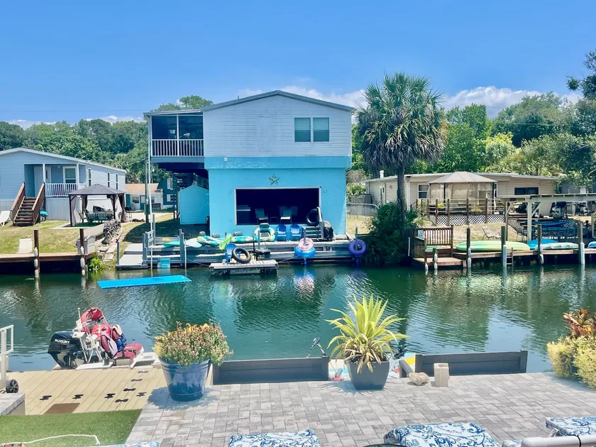Capt Jack's w/SUP, Jacuzzi, Game Rm, kayaks, dock - Image 1