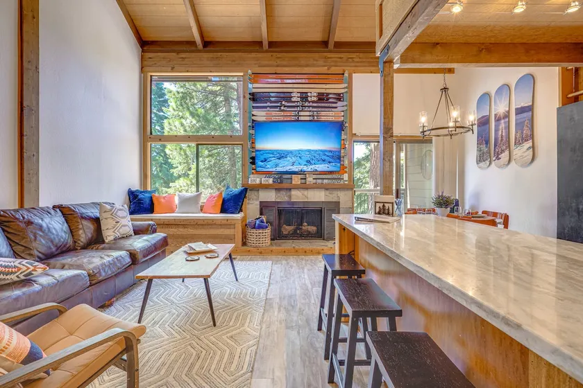 1 Mi to Northstar Skiing/Snowboarding: Cozy Condo - Image 1