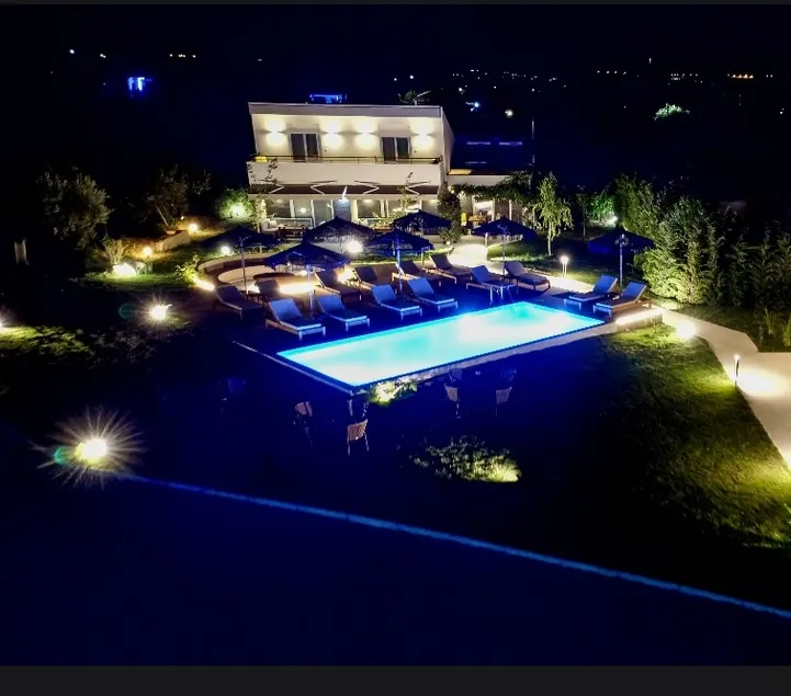 Terra Holiday Homes - Image 1