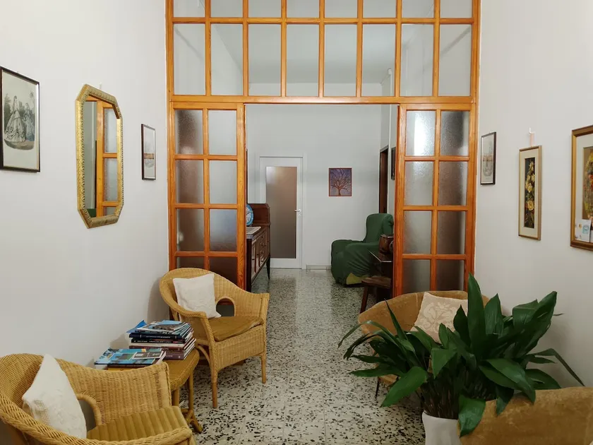House with garden near Cagliari and the airport - Image 1