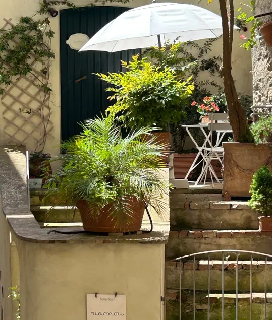 The balcony of Riamori - Image 1