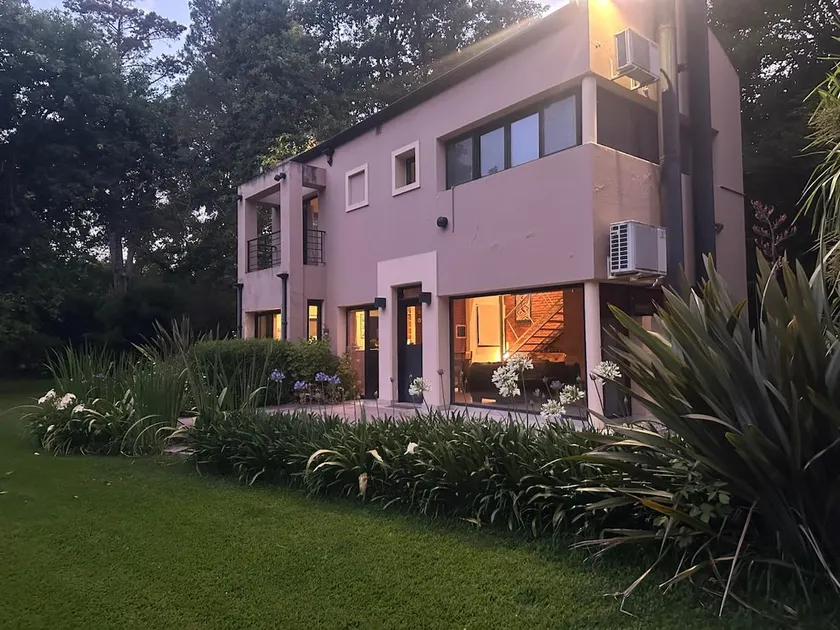 Casa Quinta en Barrio Cerrado Los Cardales - Image 1