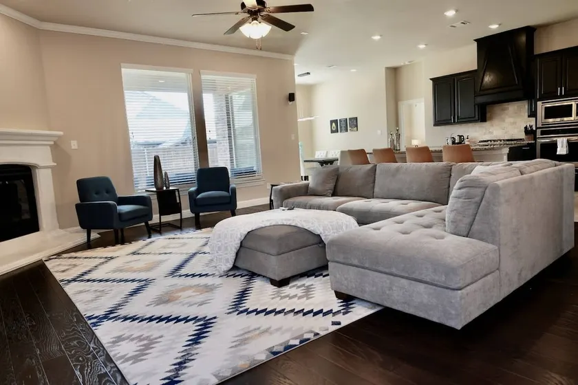 Beautiful home next to PGA, guest suite Frisco - Image 1