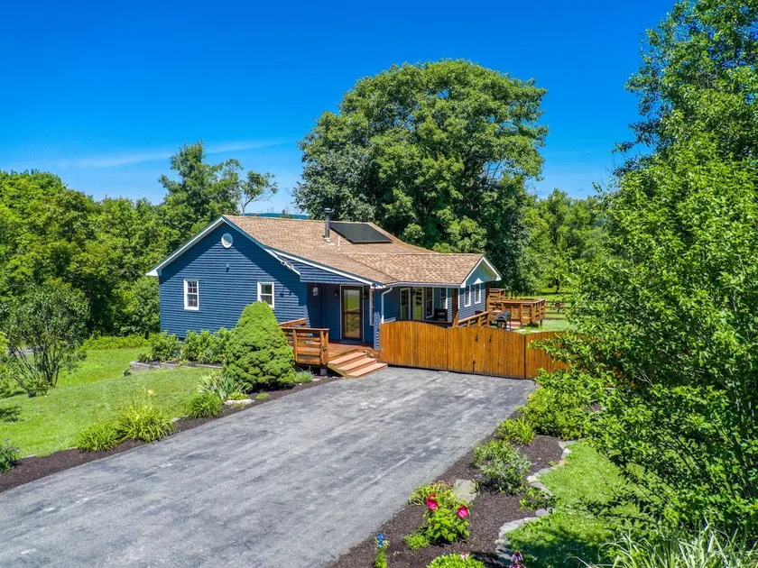 Catskills Country Cottage - Image 1
