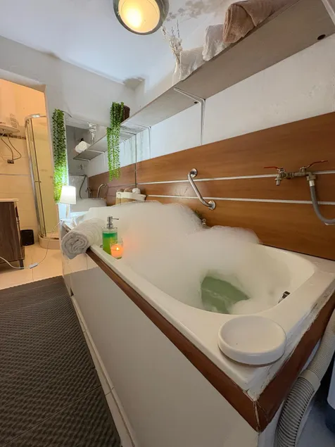 Apartment in Carrasco with Jacuzzi, Near Sofitel Carrasco - Image 1