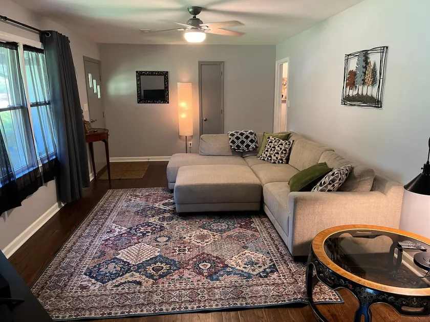 Charming Wilmington Home Close to Everything - Image 1