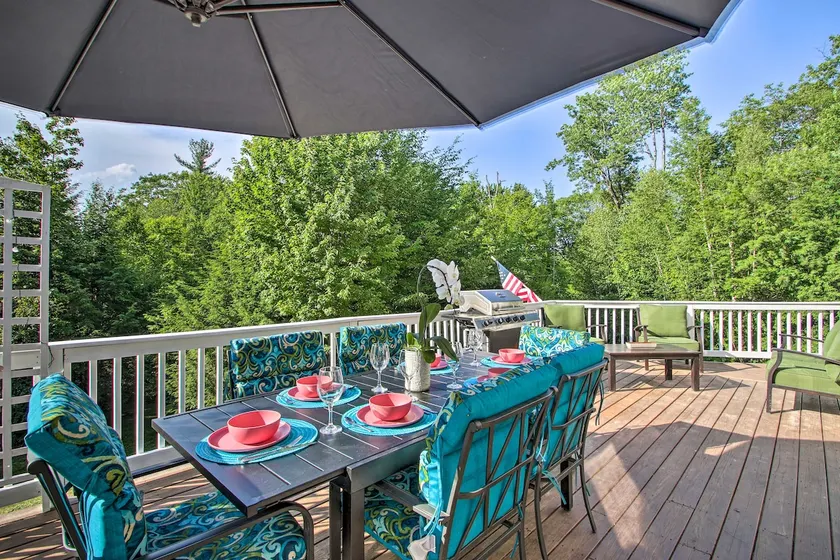 Hot Tub & Private Beach Access! Conway Home - Image 1