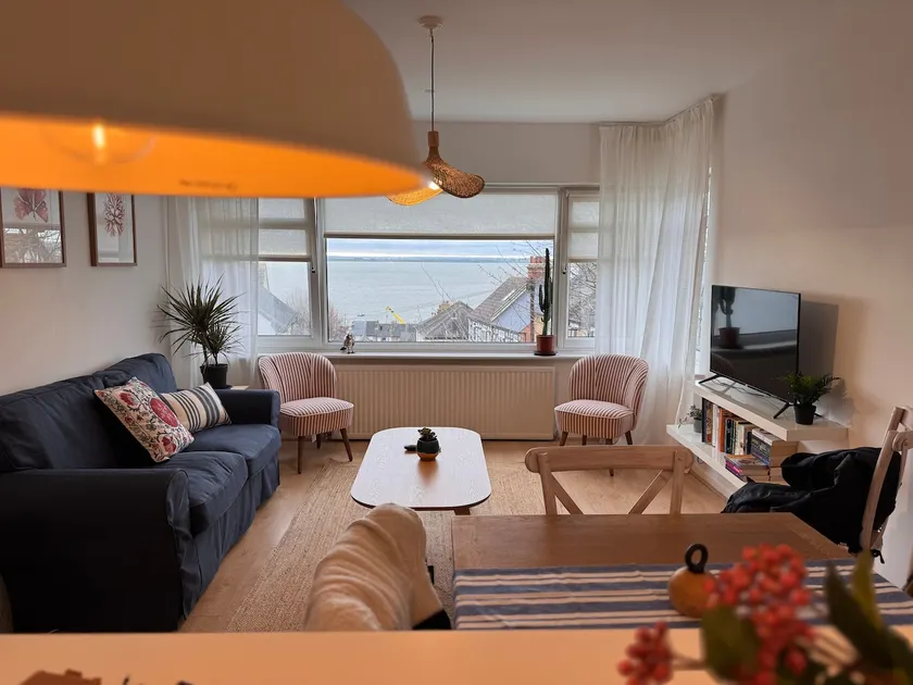 No9 Estuary Views - Image 1