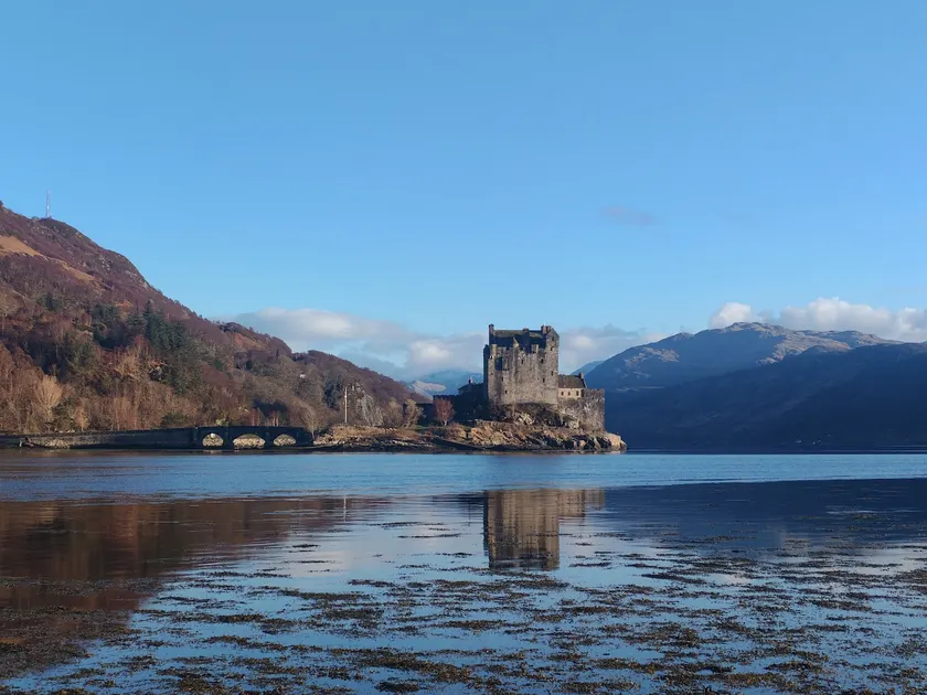 Ardelve, Bungalow, Castle & Isle of Skye view. - Image 1