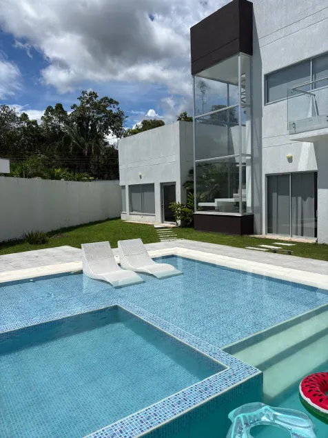 Luxury House: Bar, Pool, Jacuzzi and more - Image 1