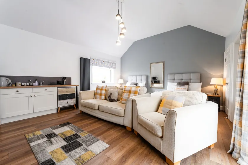 Self-Catering Studio with Hot Tub Roe Valley Stay - Image 1
