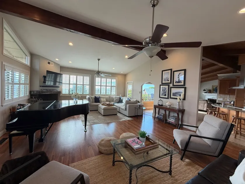 Gorgeous Ocean Views~Ideal Location~Chef’s Kitchen - Image 1