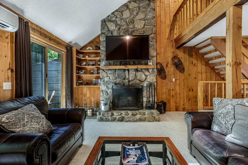 Condo w/ Grill: Walk to North Conway & Cranmore! - Image 1